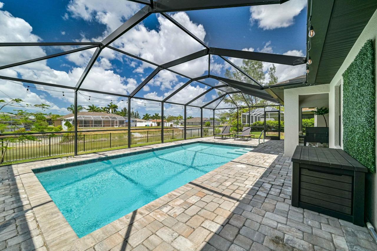 Centrally Located Cape Coral Oasis On Fresh Water Villa Exterior foto